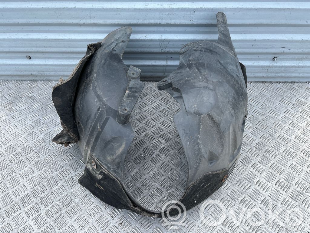 Ford Focus Apakšspārns 