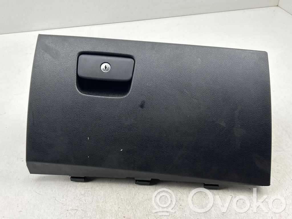 Dodge Durango III Glove box set 
