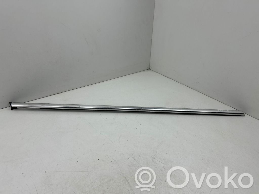 Peugeot 508 Rear door glass trim molding 
