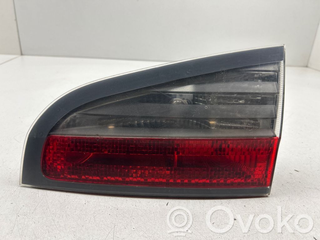 Ford S-MAX Lampy tylnej klapy bagażnika 