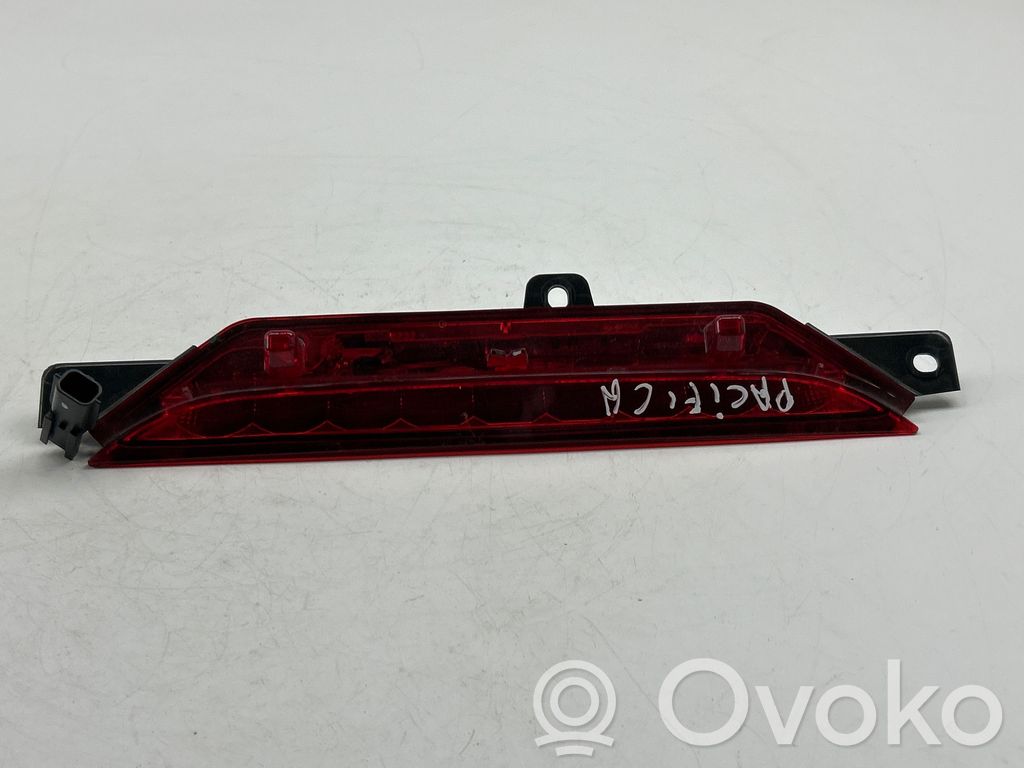 Chrysler Pacifica Third/center stoplight 