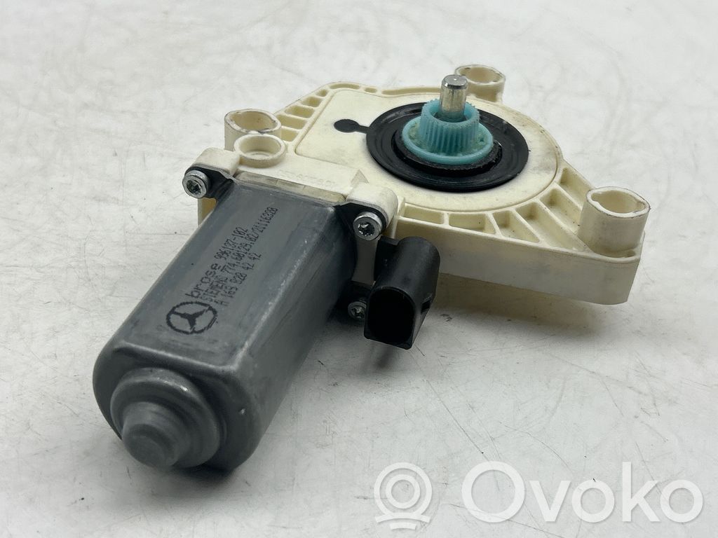 Mercedes-Benz A W169 Silnik regulatora szyby drzwi przednich 