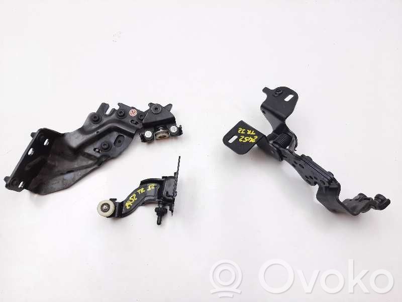 Ford B-MAX Sliding door upper roller guide/hinge 