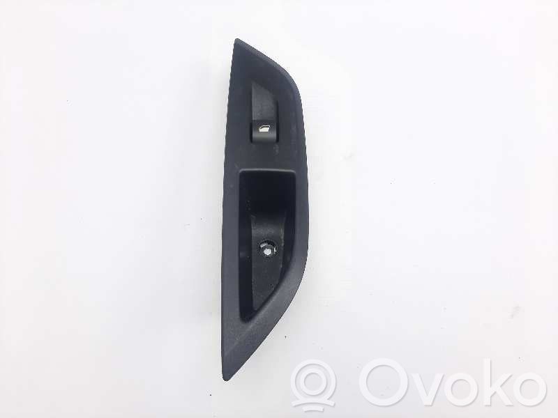 Peugeot 2008 II Electric window control switch 