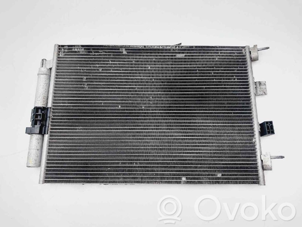 Ford Focus A/C cooling radiator (condenser) 