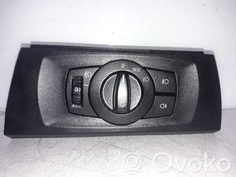 Panel lighting control switch   693279403