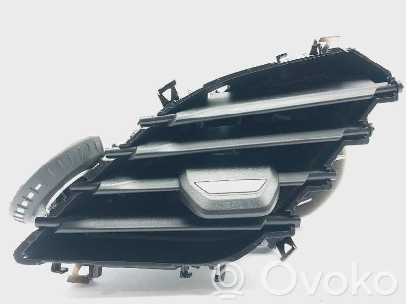 BMW 1 F40 Rejilla de ventilación central del panel 