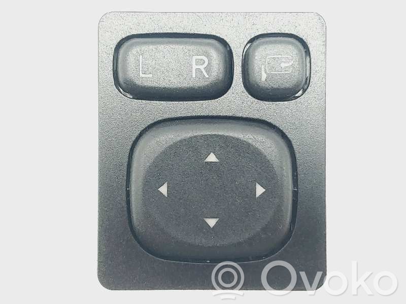 Toyota Auris E180 Interruptor del espejo lateral 
