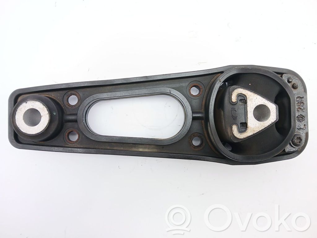 Dacia Duster Engine mount bracket 