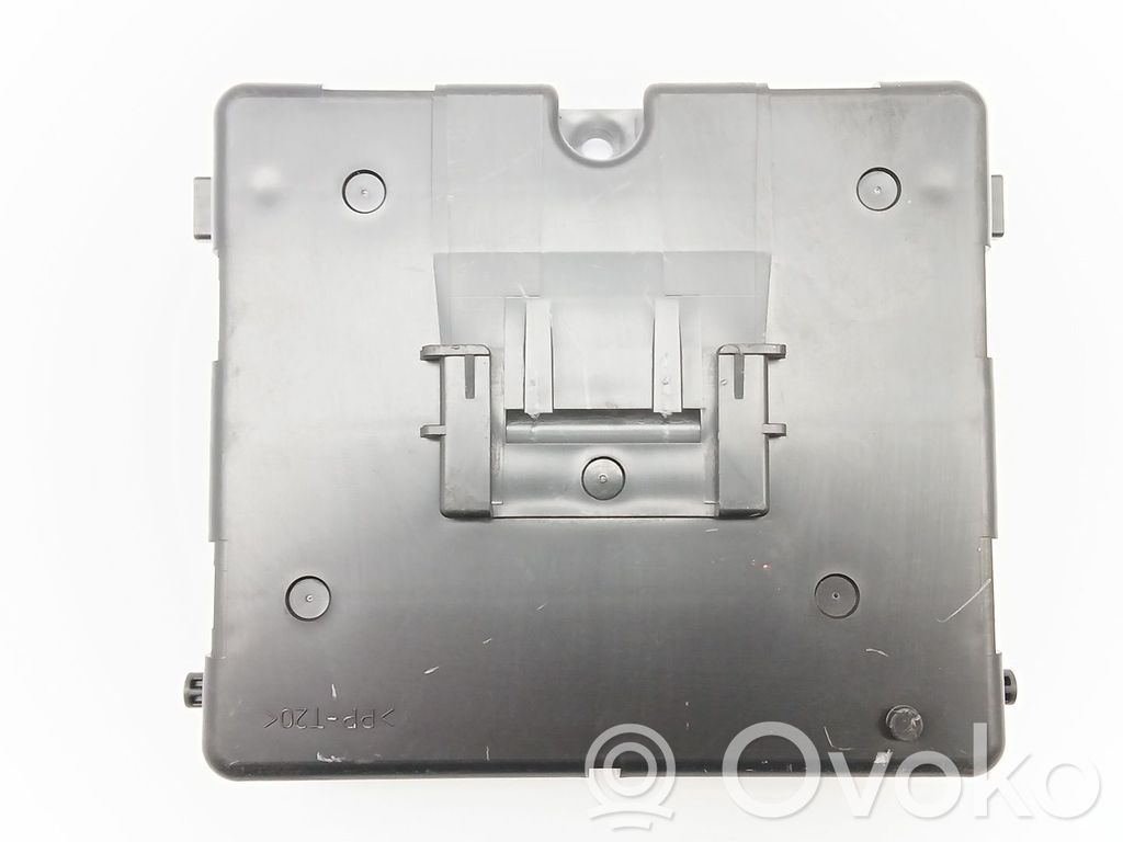 Renault Clio IV Interior comfort aerial antenna 