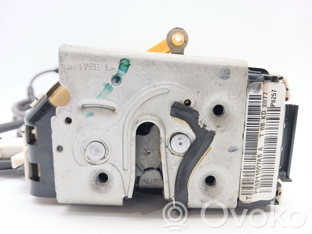 Jeep Cherokee KL Front door lock 