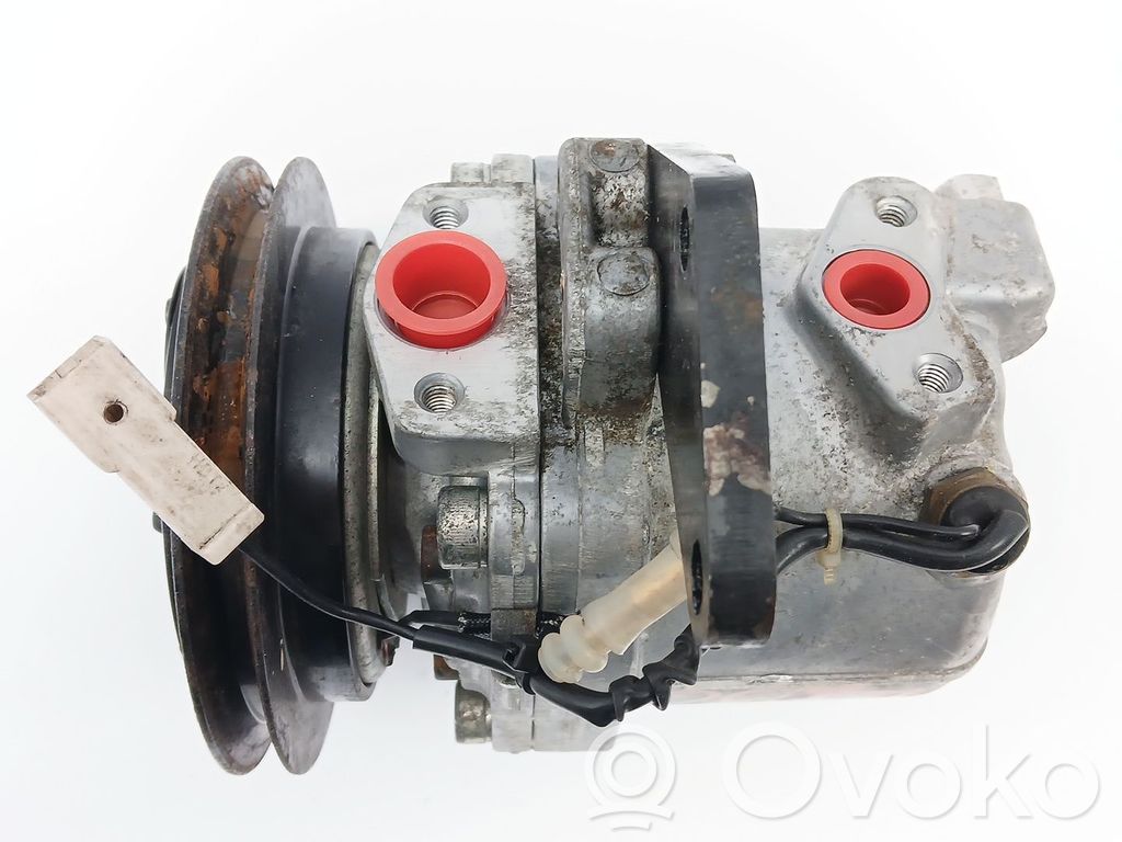 Compresor (bomba) del aire acondicionado (A/C))