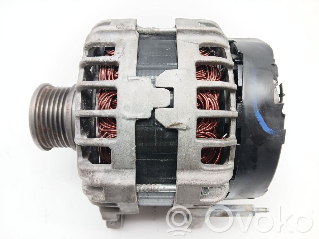 Skoda Superb B8 (3V) Alternador 