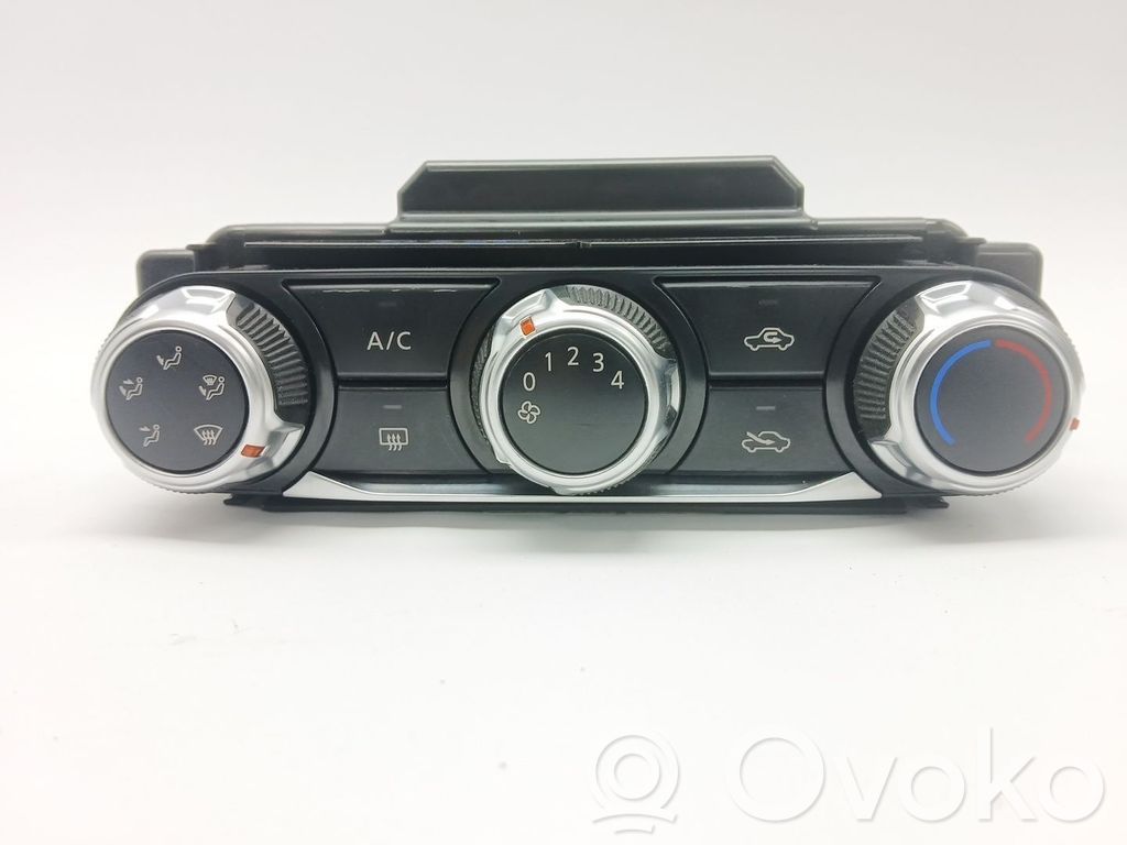 Nissan Micra C+C Climate control unit 