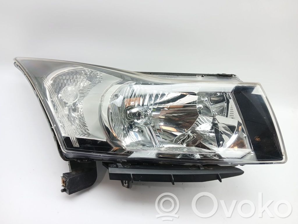 Chevrolet Cruze Scheinwerfer 