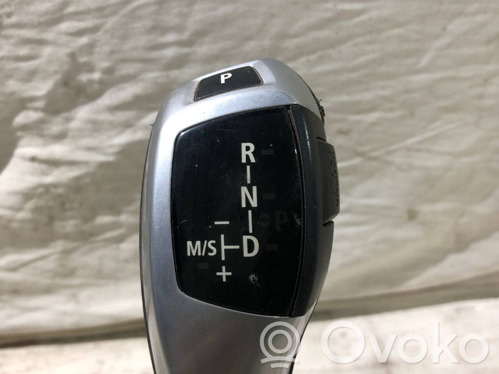 BMW 5 E60 E61 Pavarų perjungimo mechanizmas (kulisa) 