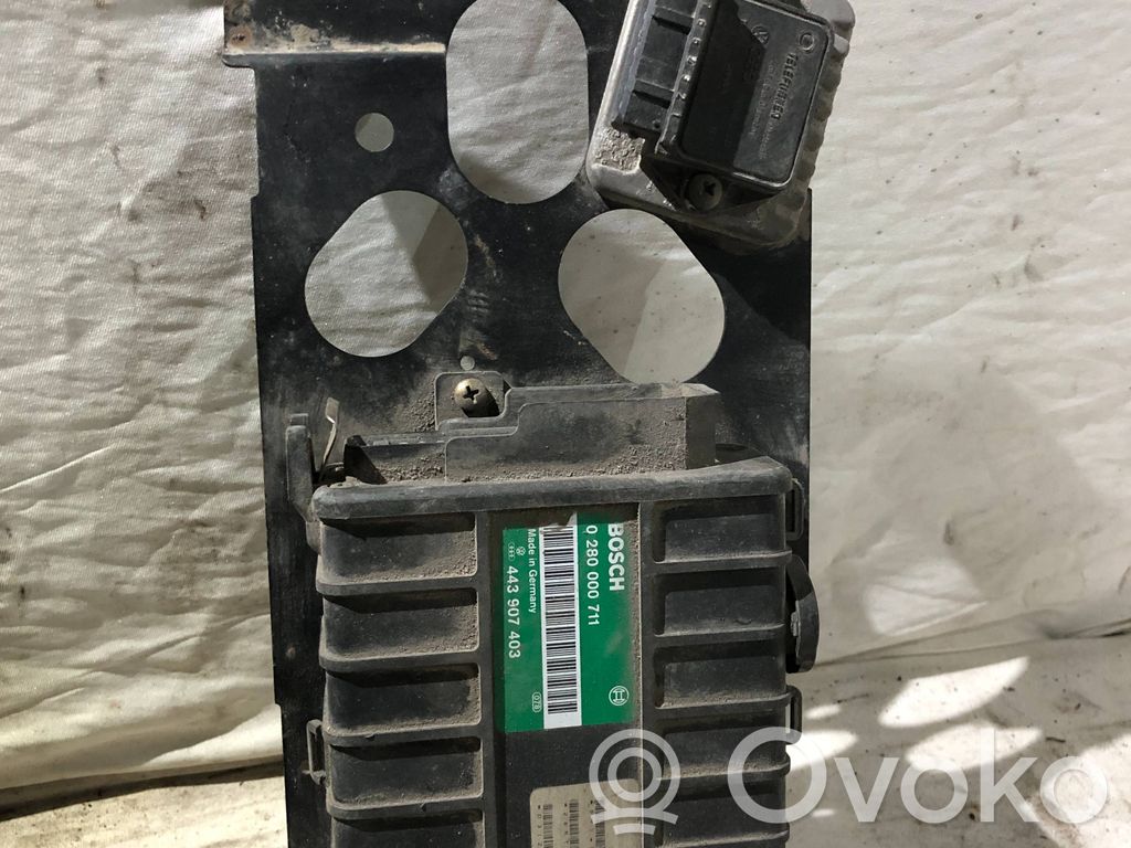 Audi 80 90 B3 Engine control unit/module 
