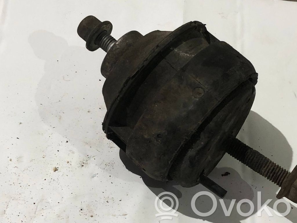 Ford Transit Dzinēja spilvens 