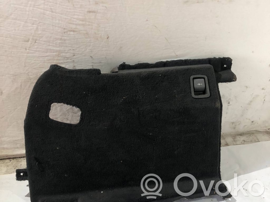 BMW 5 E60 E61 Trunk/boot side trim panel 