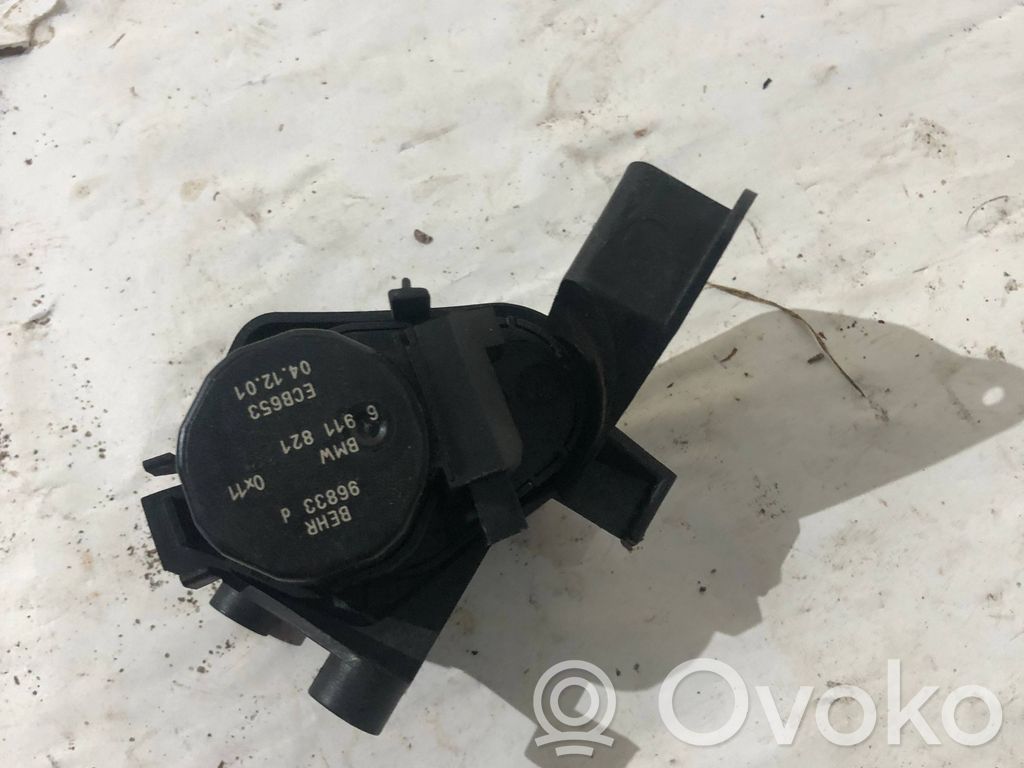 BMW 7 E65 E66 Двигатель задвижки потока воздуха 