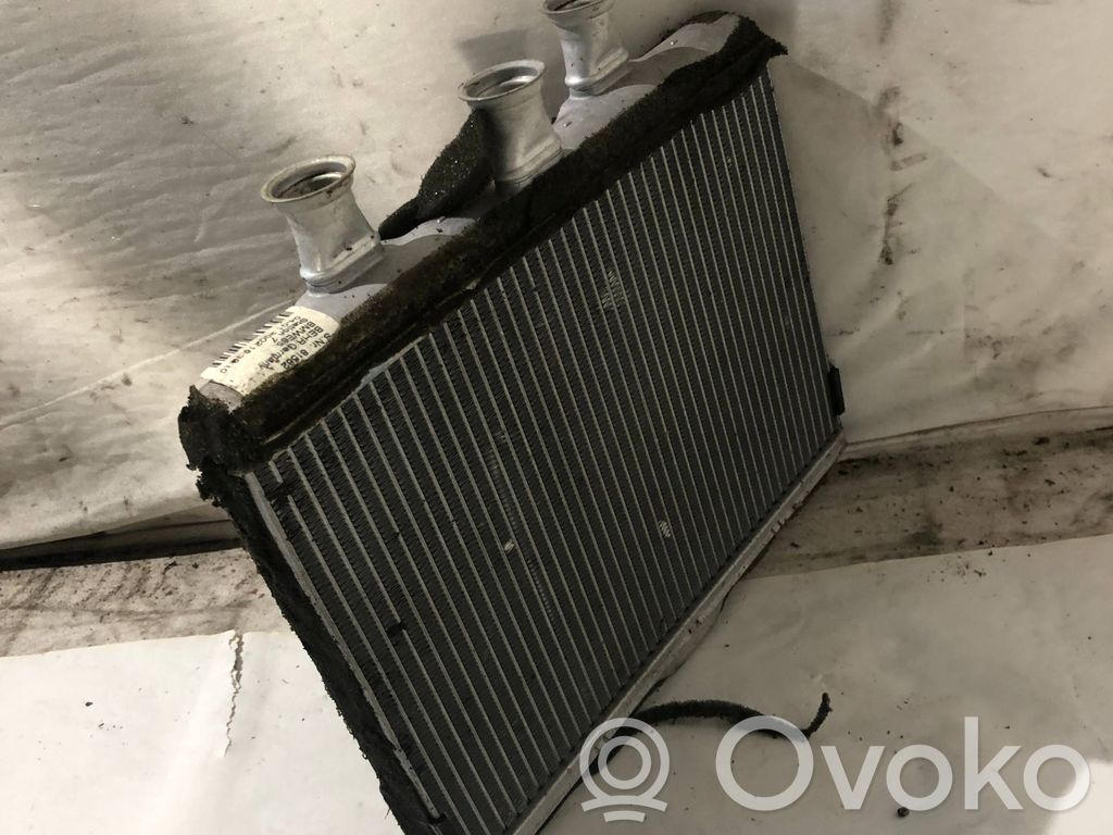 BMW 7 E65 E66 Pečiuko radiatorius 
