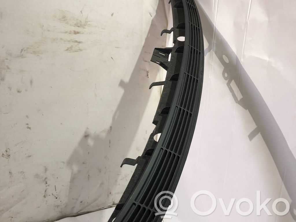 BMW 3 E46 Palodzes režģis 