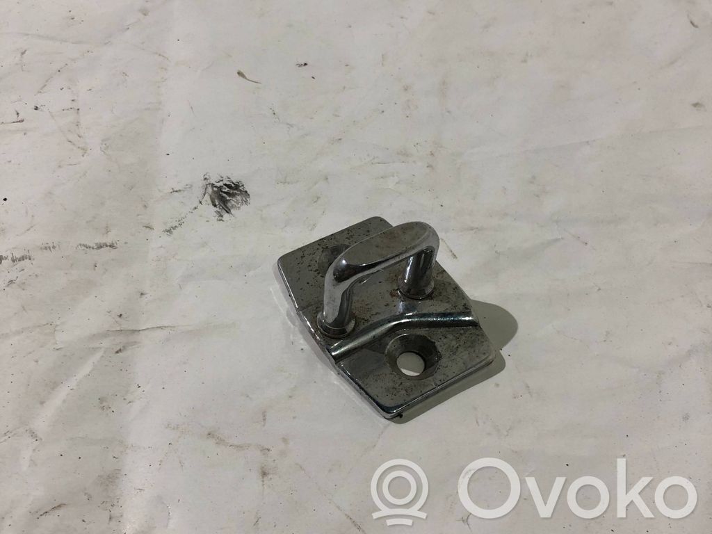 BMW 5 E60 E61 Rear door lock loop/hook striker 