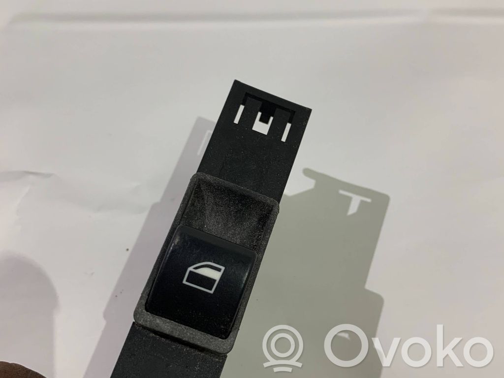 Electric window control switch   61318381510