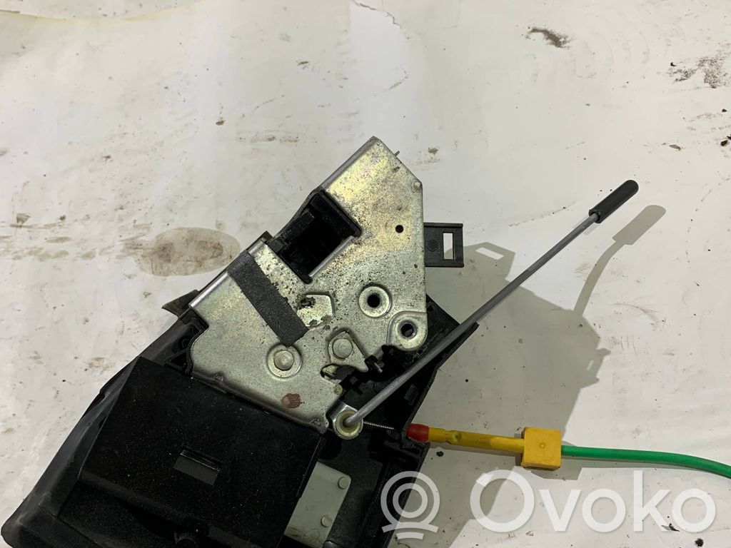 Front door lock   8352165,6711B,8352165,67118352165