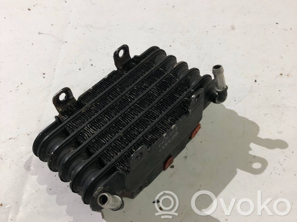 BMW 7 E38 Polttoainejäähdytin (radiaattori) 
