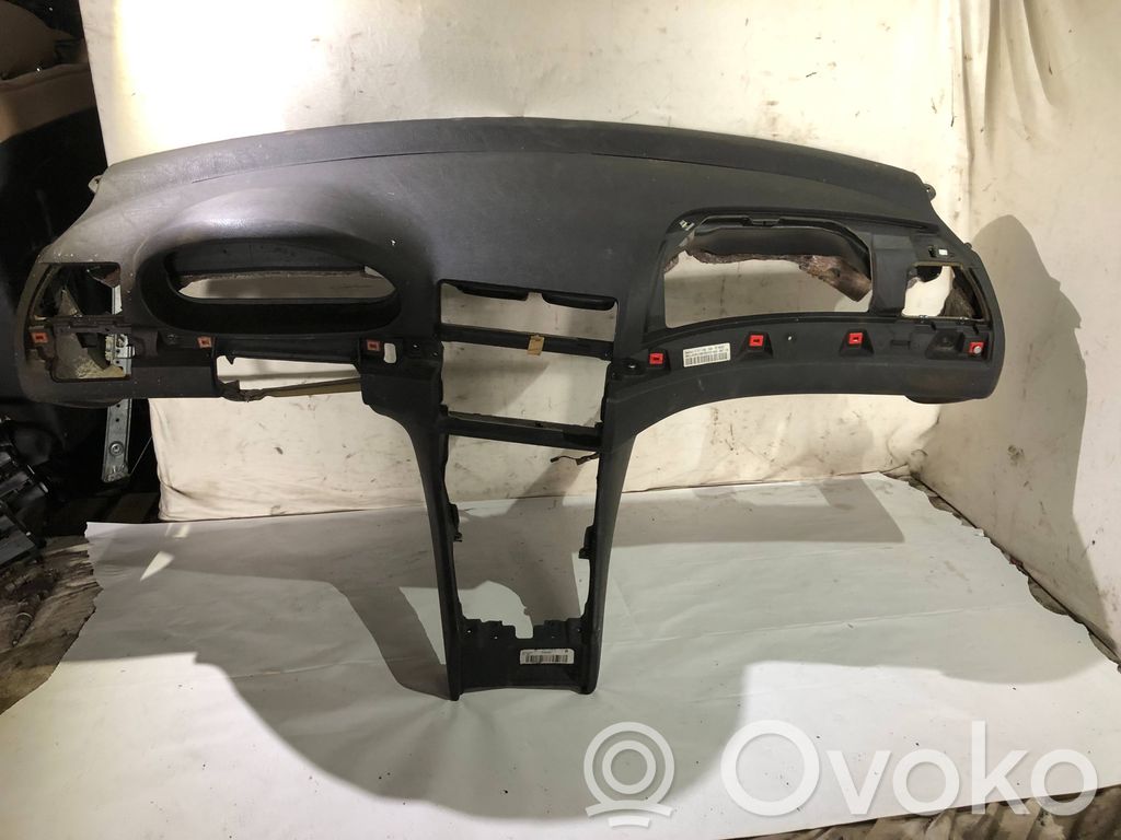 BMW 3 E46 Dashboard 