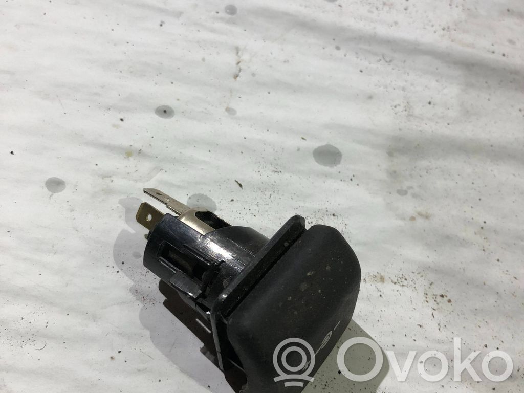 BMW 3 E46 12 V Socket (rear) 