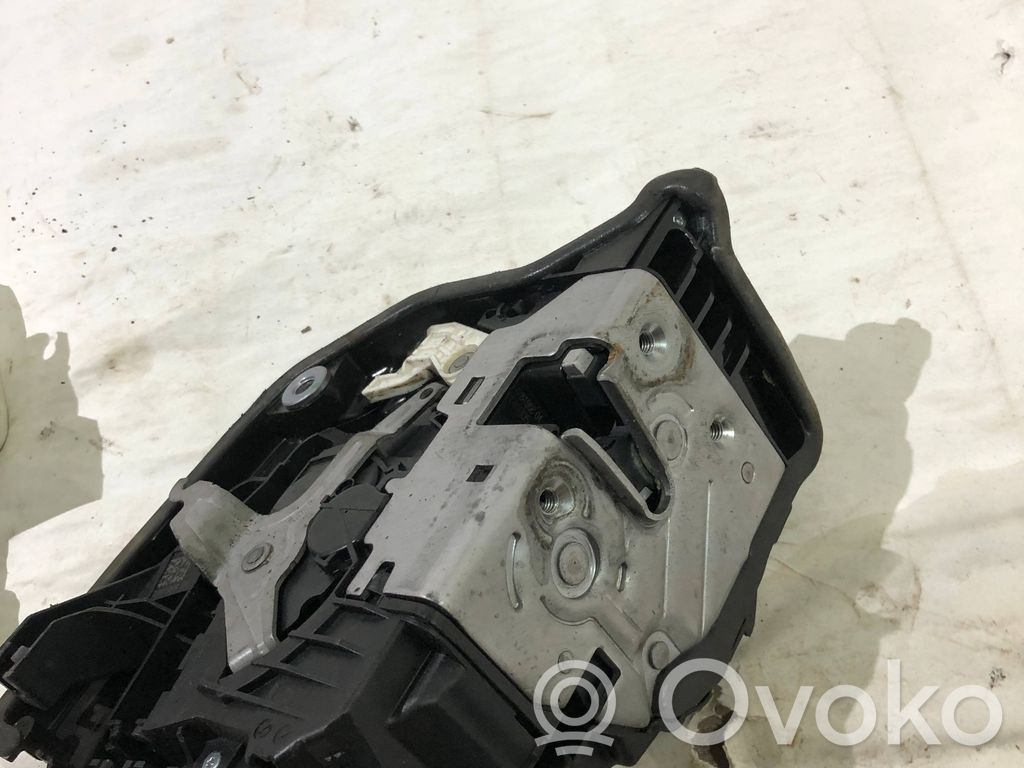 BMW X5 F15 Zamek drzwi przednich 