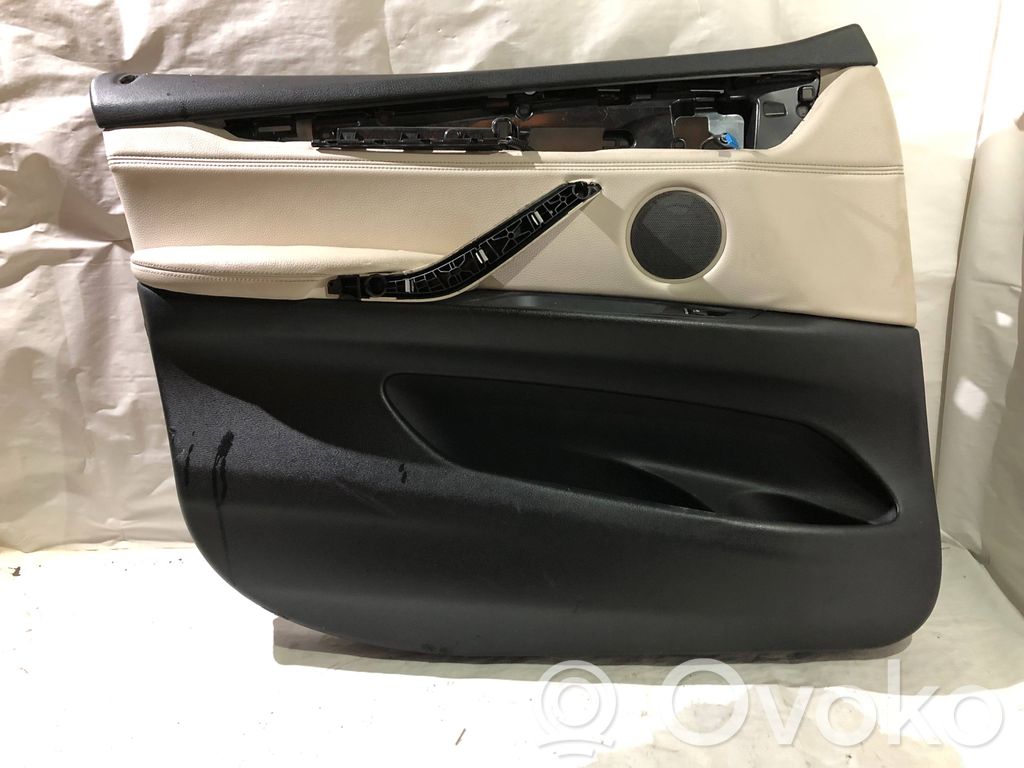 BMW X5 F15 Boczki / Poszycie drzwi przednich 