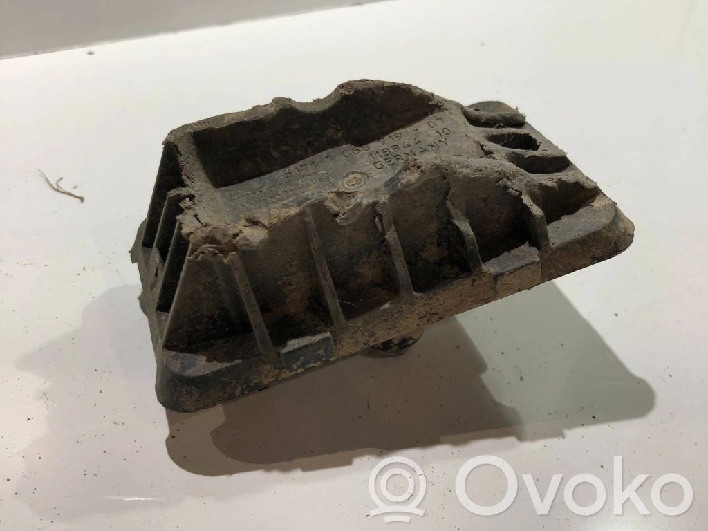 BMW 5 E60 E61 Jacking socket point 