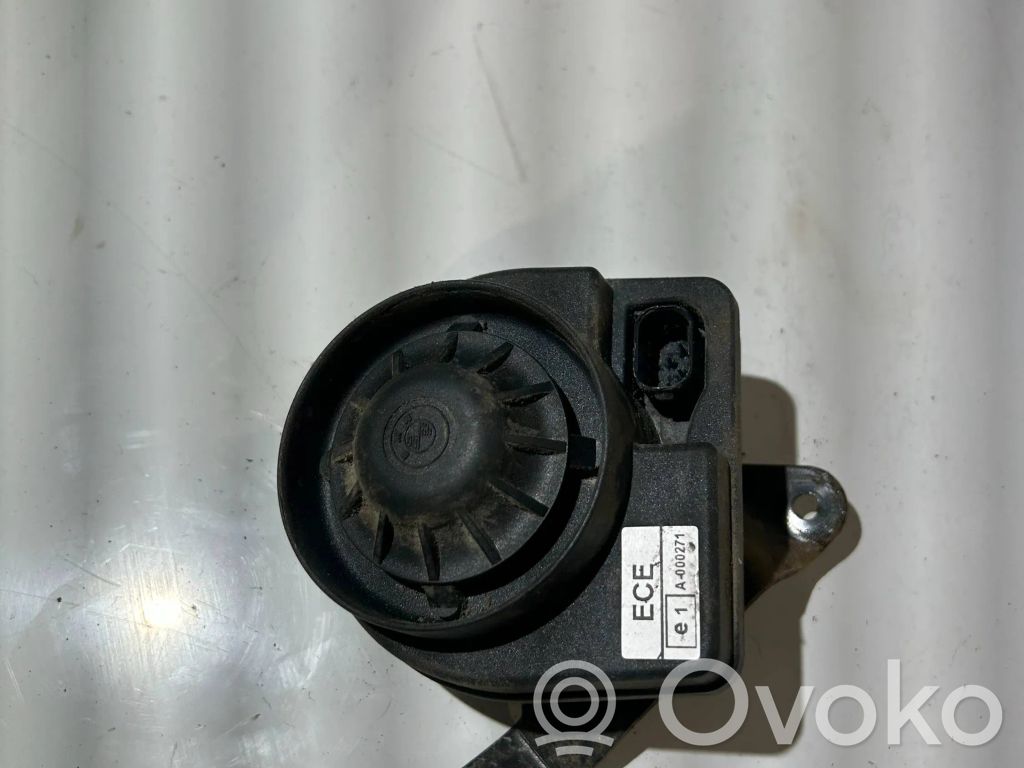 BMW 5 E39 Alarm system siren 