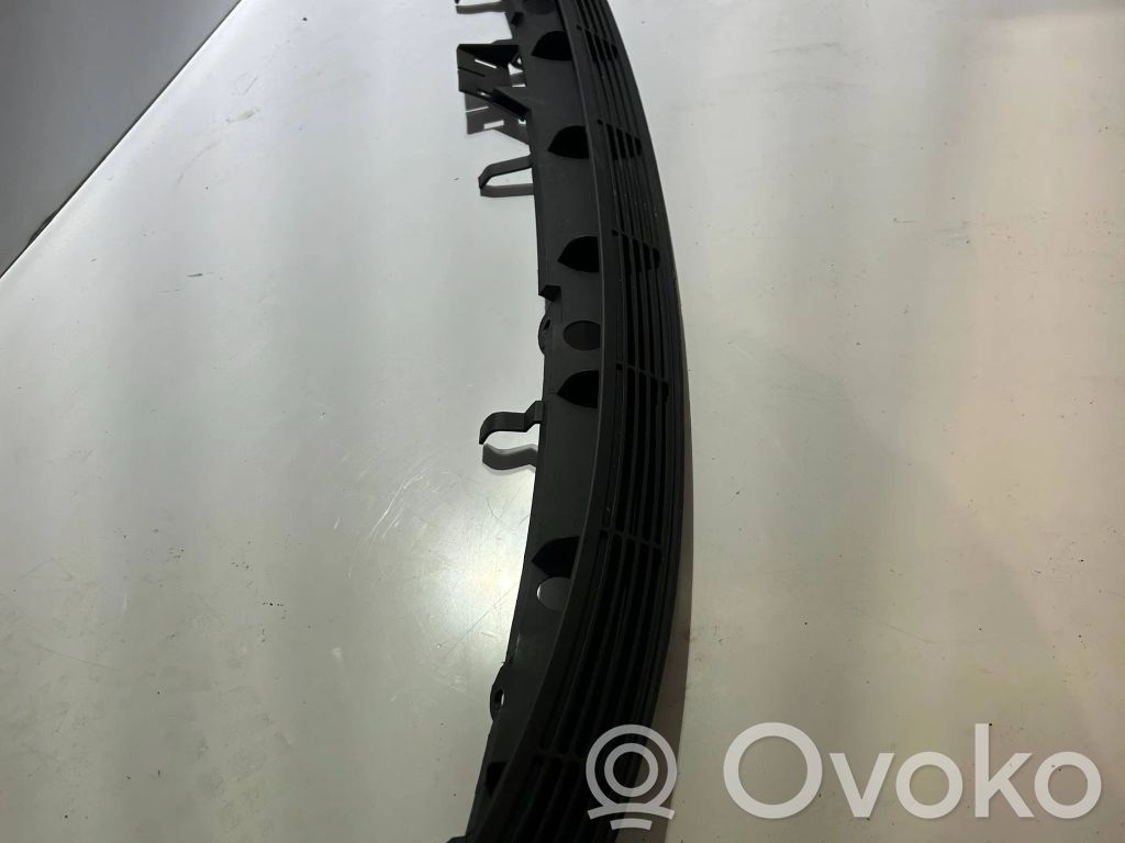 BMW 3 E46 Palodzes režģis 