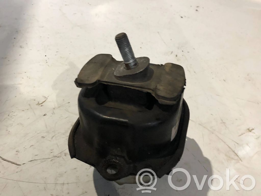 BMW X5 E70 Engine mount bracket 