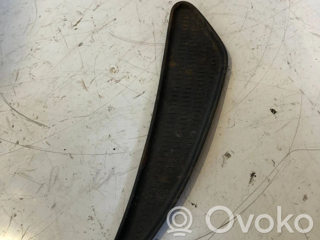 BMW X6 E71 Daiktadėžės paklotėlis 