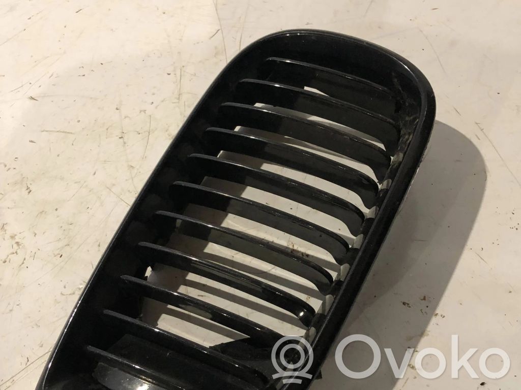 BMW 3 E46 Front grill 