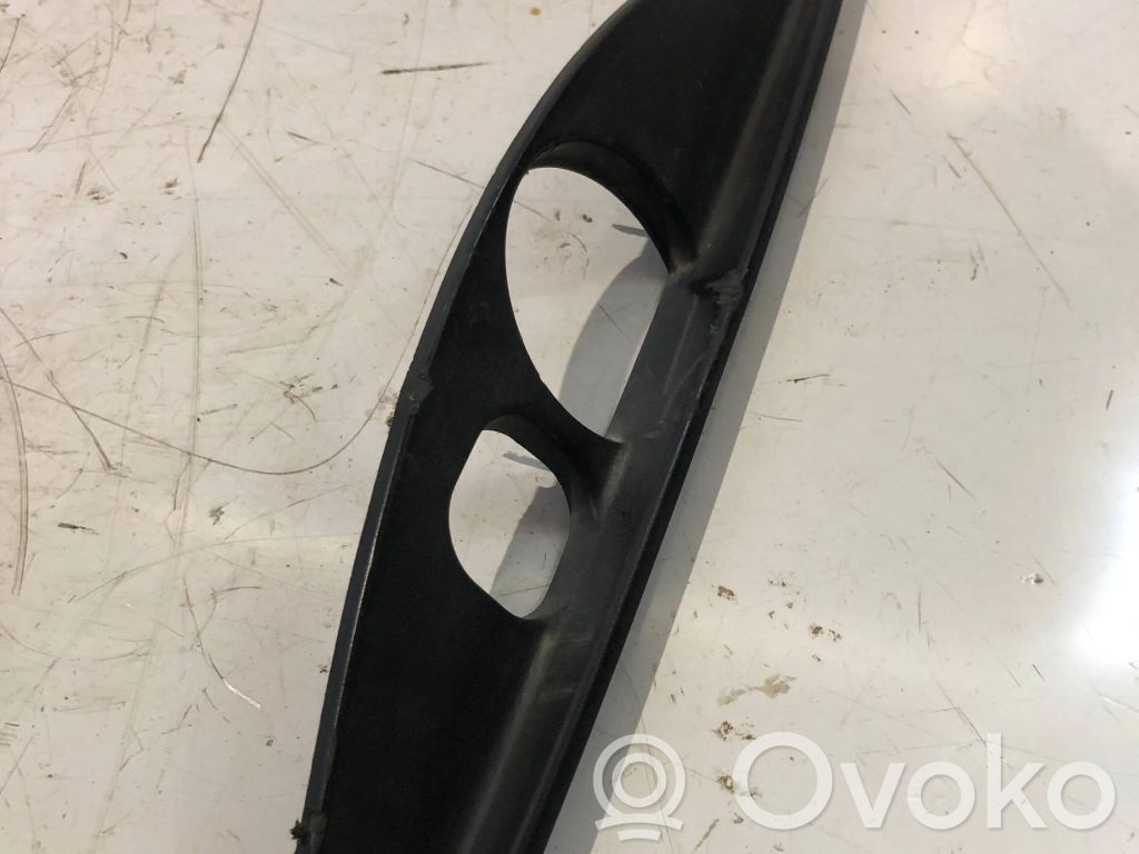 BMW 3 E46 Kita bagažinės apdailos detalė 