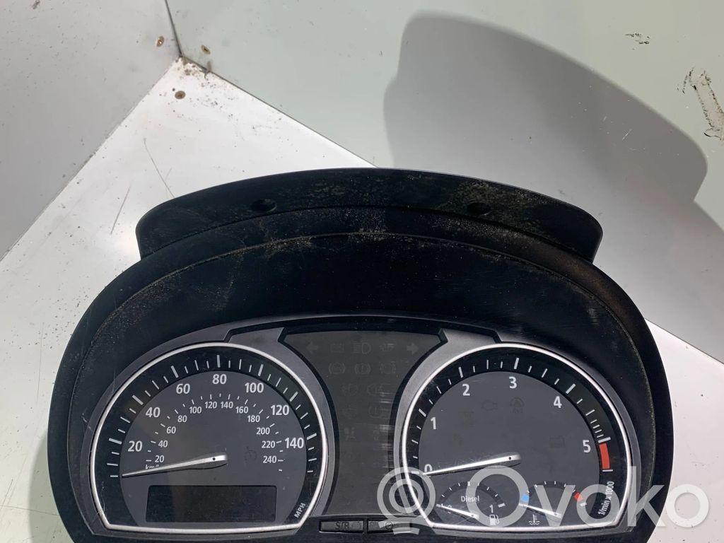 BMW X3 E83 Speedometer (instrument cluster) 
