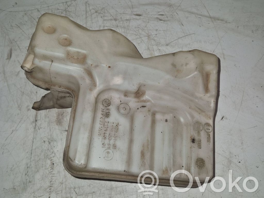 BMW 5 E60 E61 Logu šķidruma tvertne 