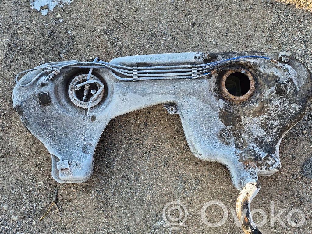 BMW 3 E46 Fuel tank 
