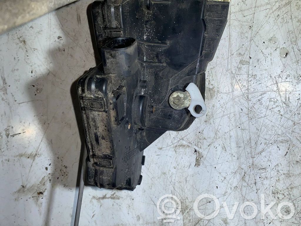 BMW 3 E46 Priekinė durų spyna 