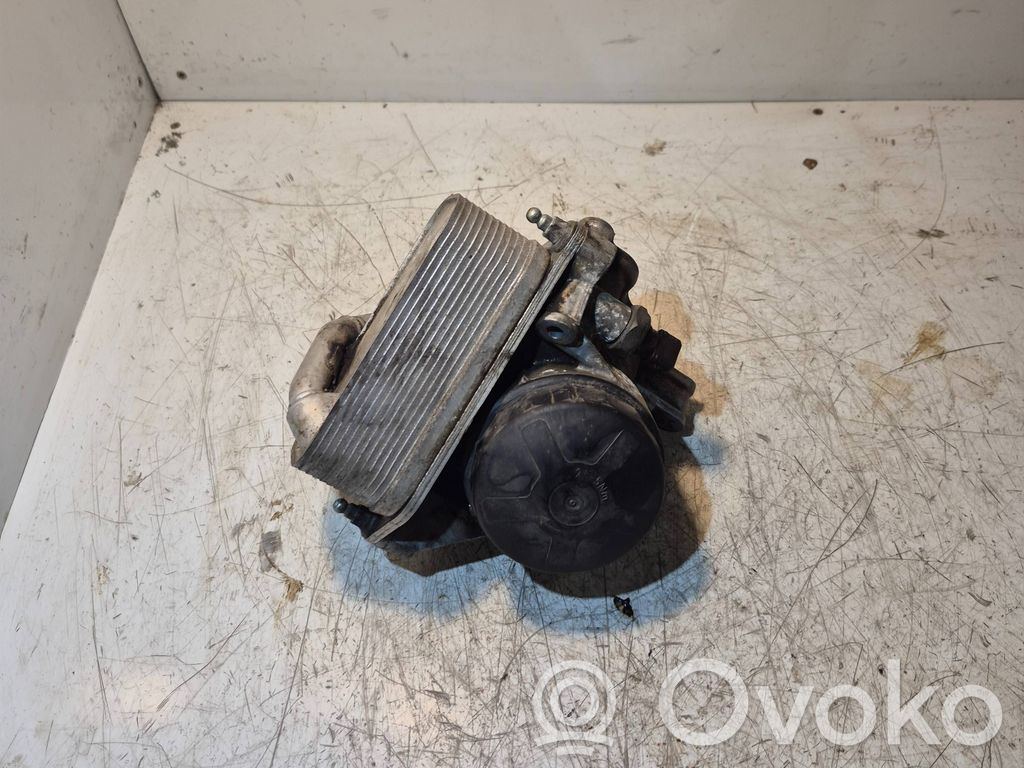 BMW 3 E90 E91 Oil filter mounting bracket 