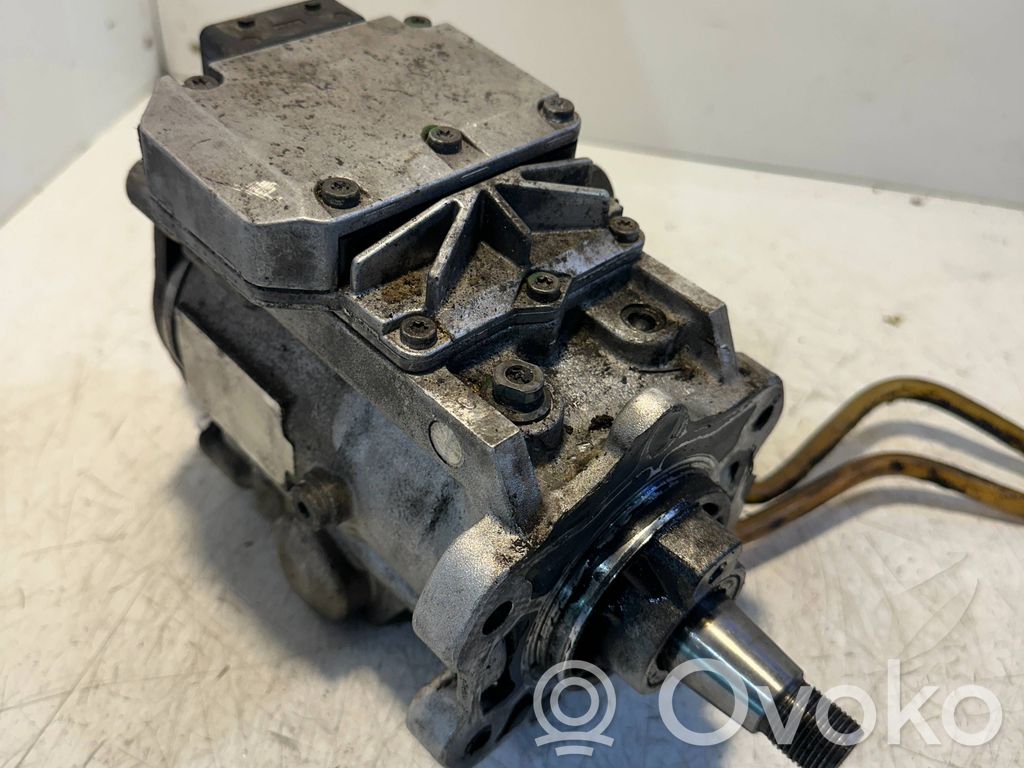 BMW 3 E46 Fuel injection high pressure pump 