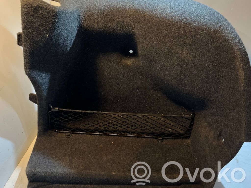 BMW 5 E60 E61 Panneau, garniture de coffre latérale 