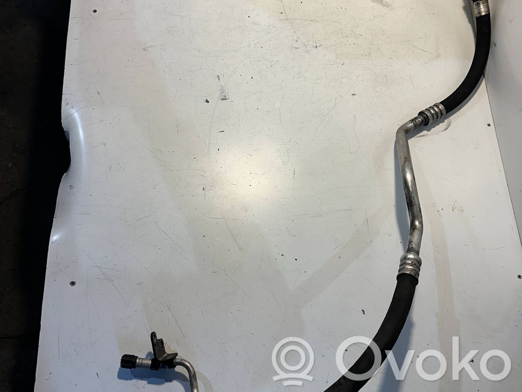 BMW 3 E90 E91 Air conditioning (A/C) pipe/hose 