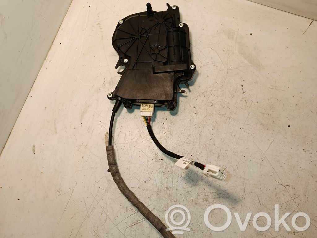 BMW 5 F10 F11 Zamek klapy tylnej / bagażnika 